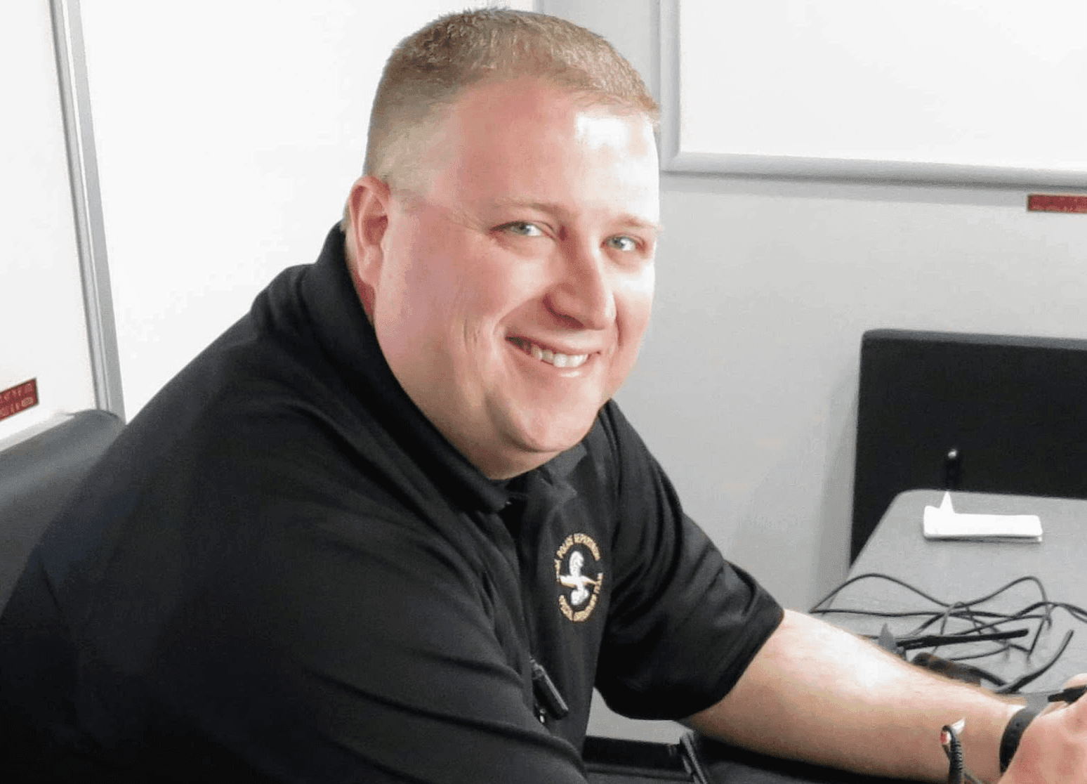Lieutenant receives award for neighborhood rescue image