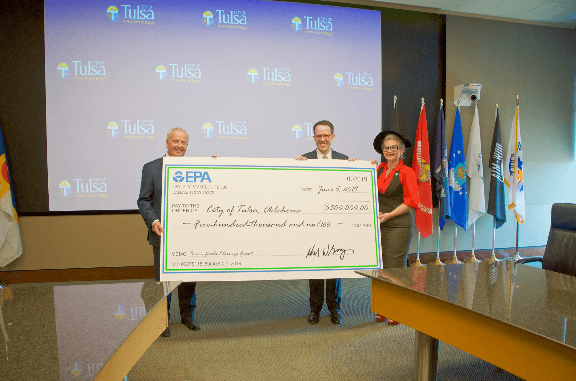 City to receive $500k to clean up asbestos at Tulsa International Airport image