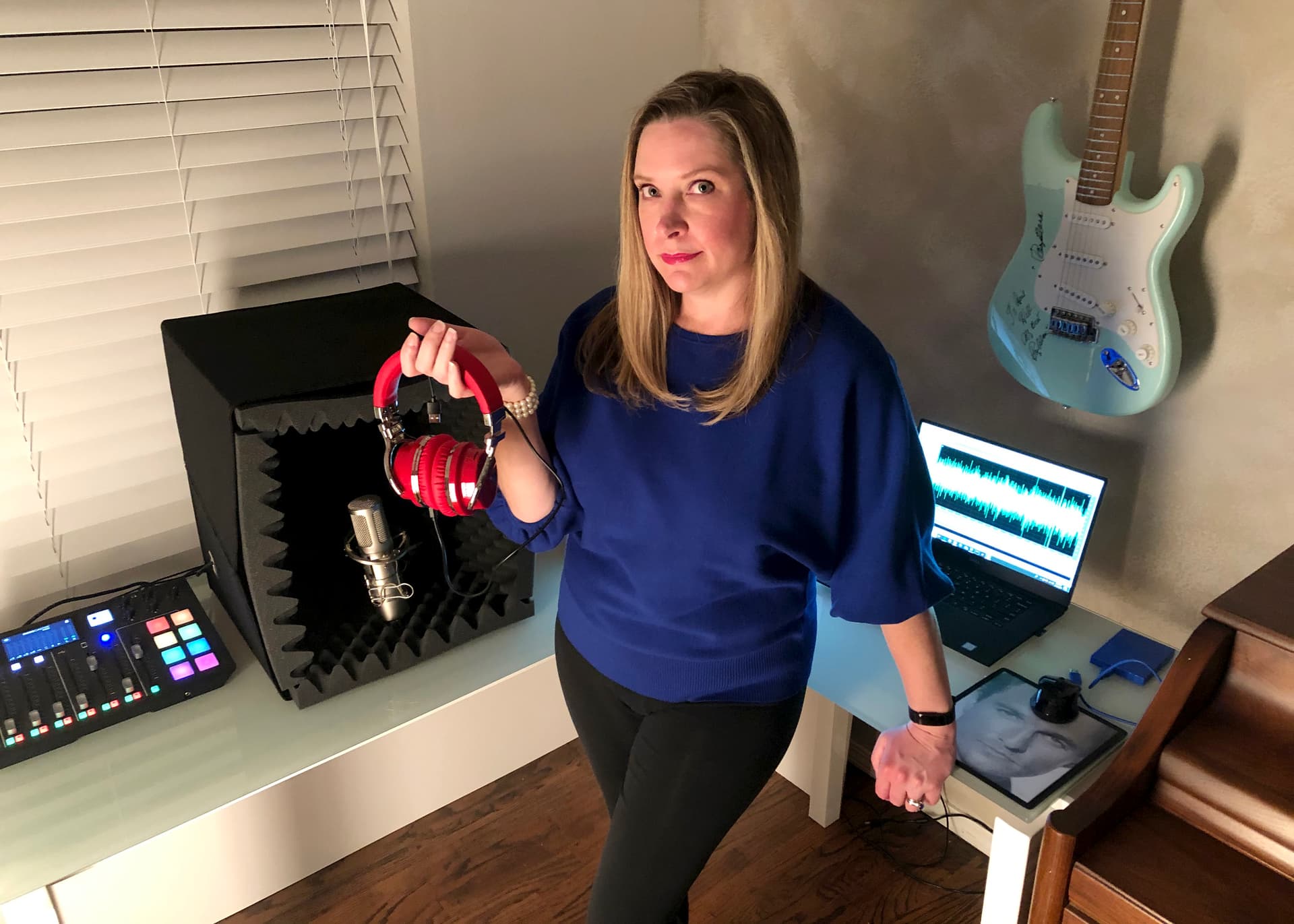 Daughter of $200K victim battles crooks with “Scammer Stories” podcast image