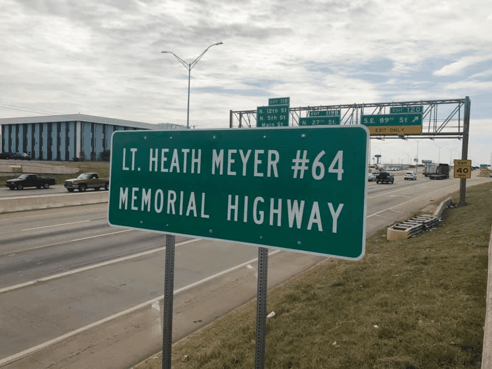 Section of I-35 Dedicated to Fallen Trooper image