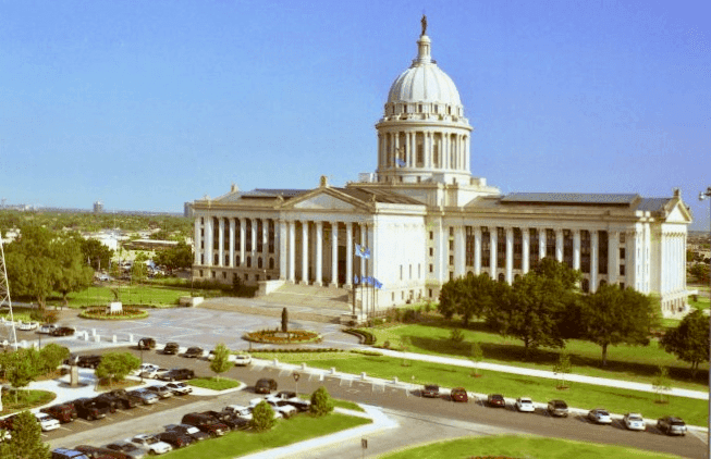 House passes bill to add domestic violence strangulation to list of violent crimes image