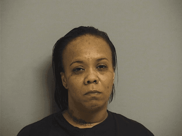 Man accused of cheating shot in the head by fiancé  image