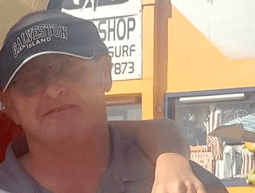 Man killed working on tractor trailer image