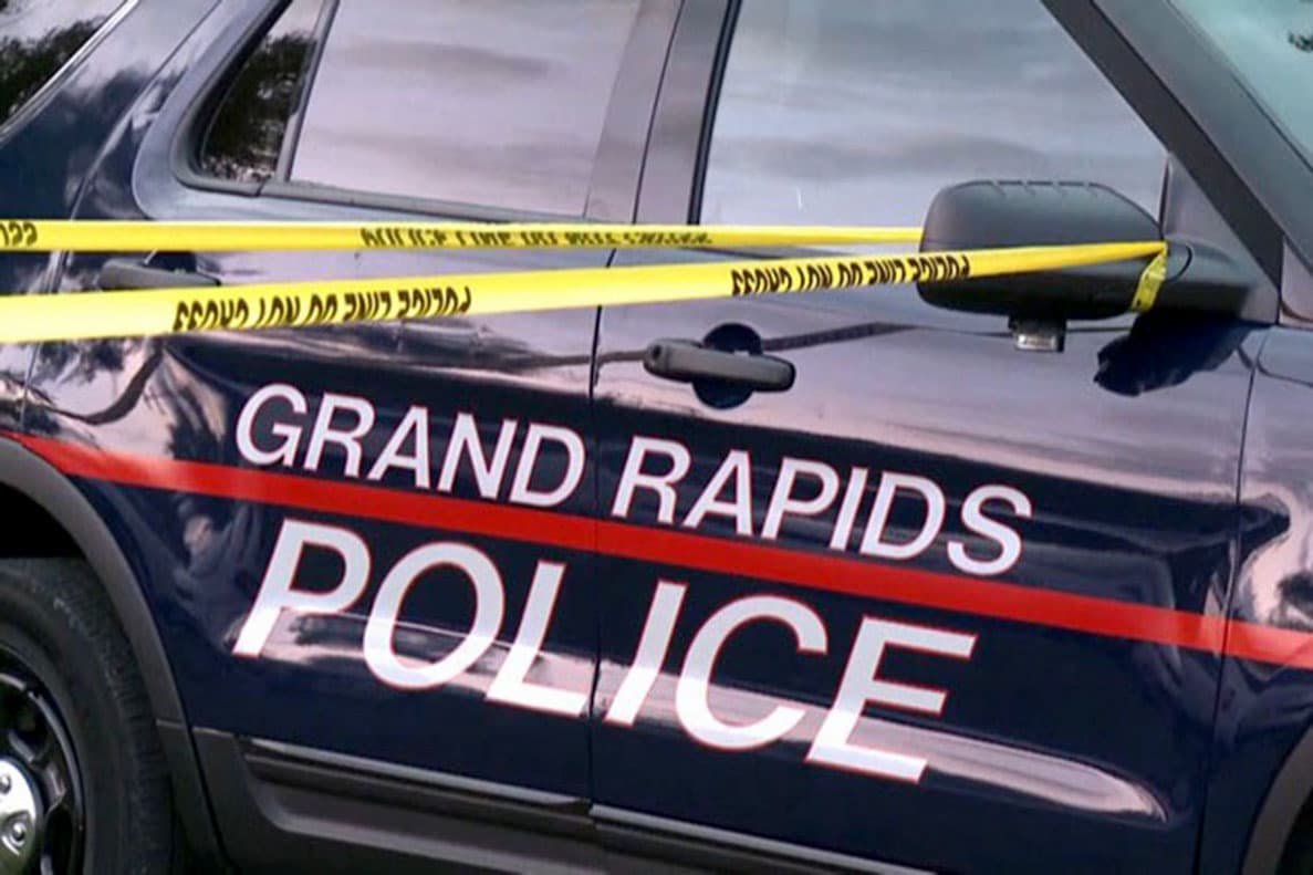 Four shot overnight in downtown Grand Rapids image