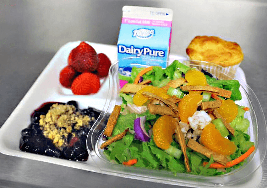 Oklahoma schools serve more than 1.7 million meals in single week in March  image