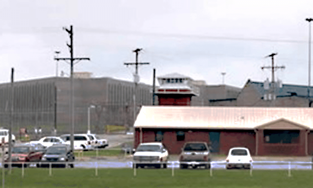 Oklahoma prisons locked down statewide image