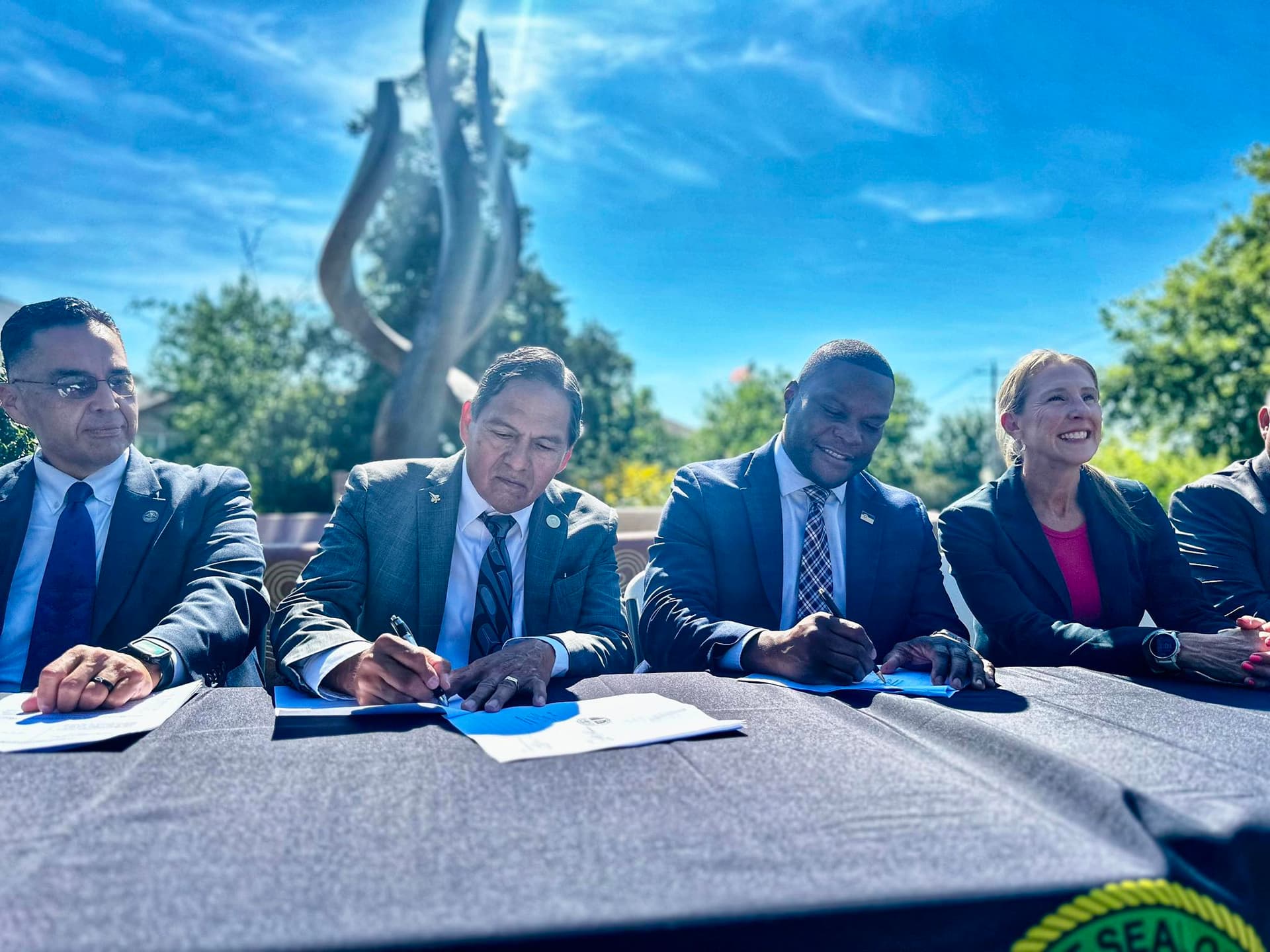 Muscogee Nation and City of Tulsa sign historic law enforcement agreement image