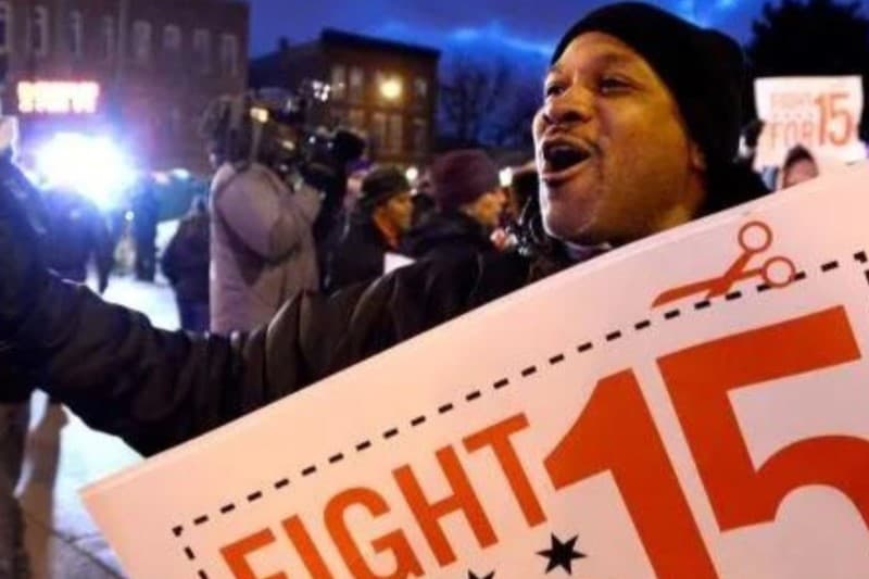 Oklahoma returns to progressive roots with minimum wage petition image