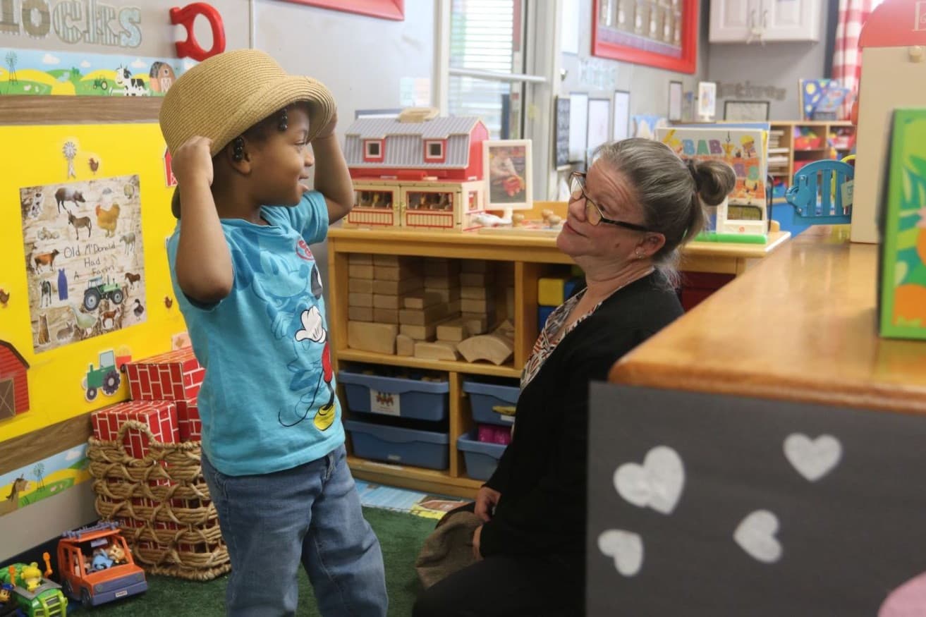 Short state funding, Oklahoma is losing child care providers image