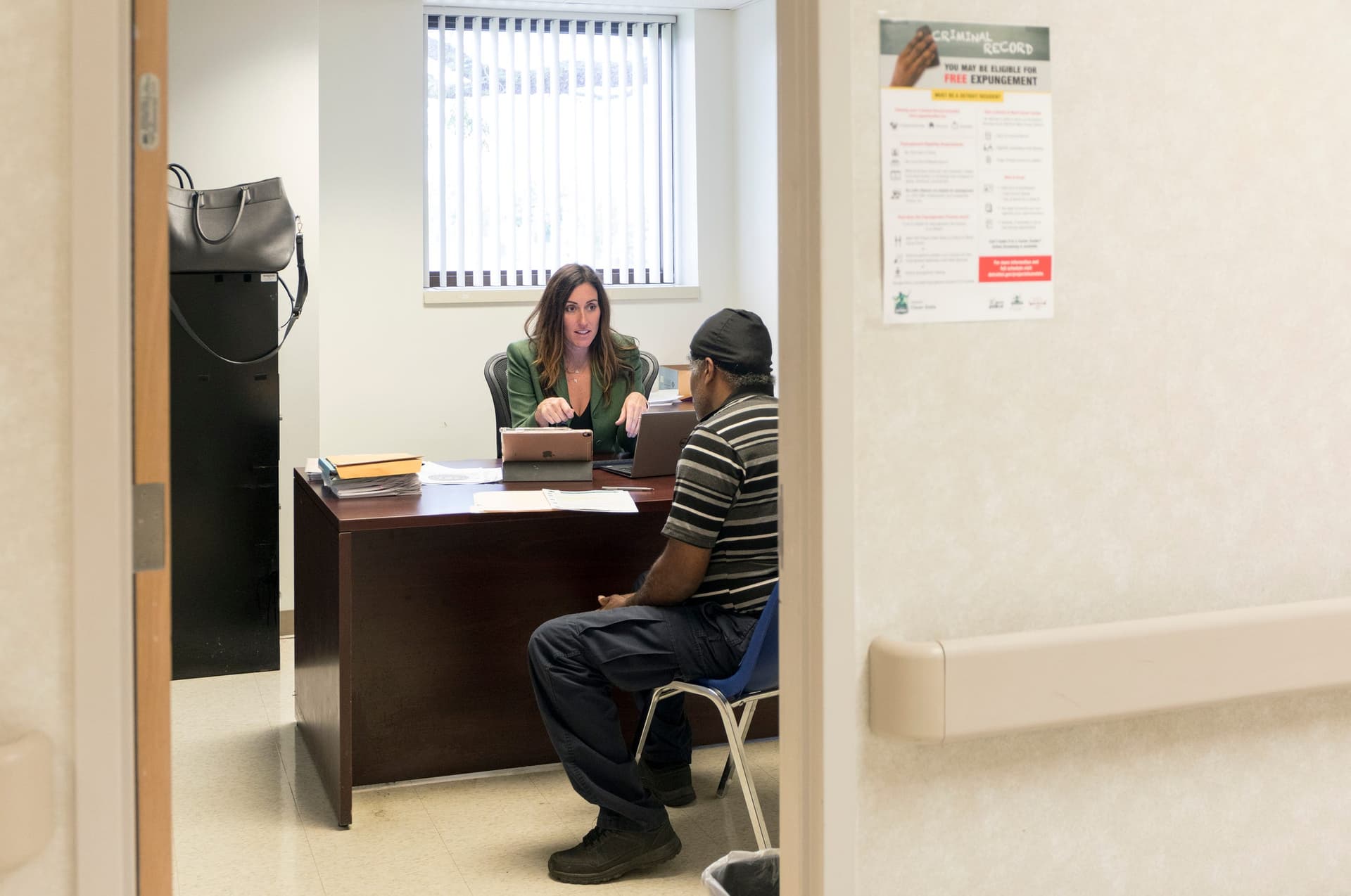 New workforce initiative helps ex-convicts get jobs image