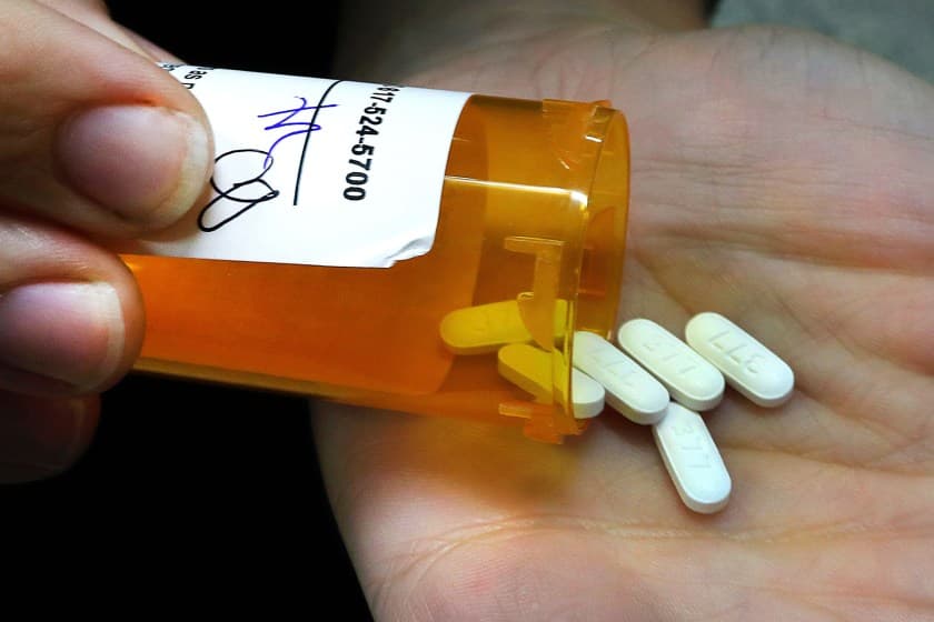 Artificial Intelligence May Influence Whether You Can Get Pain Medication image