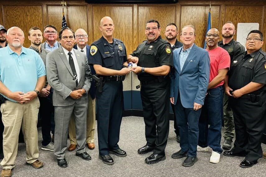 Muscogee Nation Lighthorse Police signs cross-commision agreement with Okmulgee Police Department image
