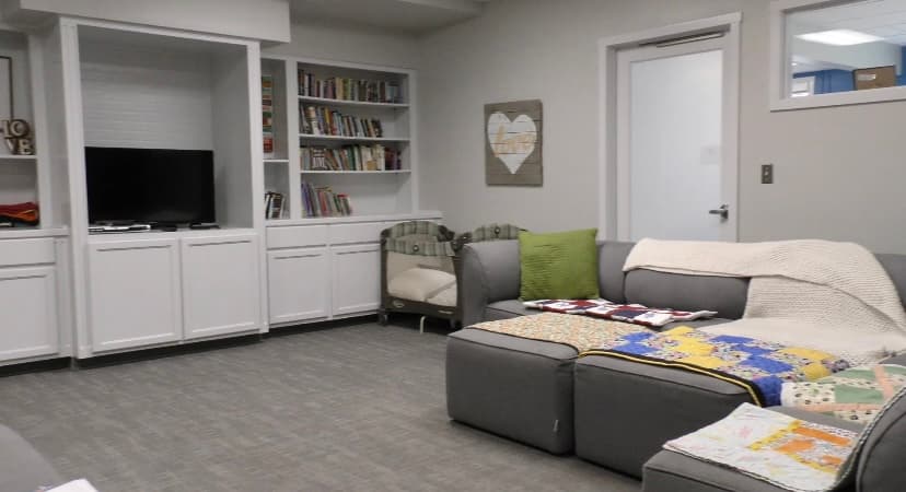 Emergency shelter shortage leaves homeless families with nowhere to go image