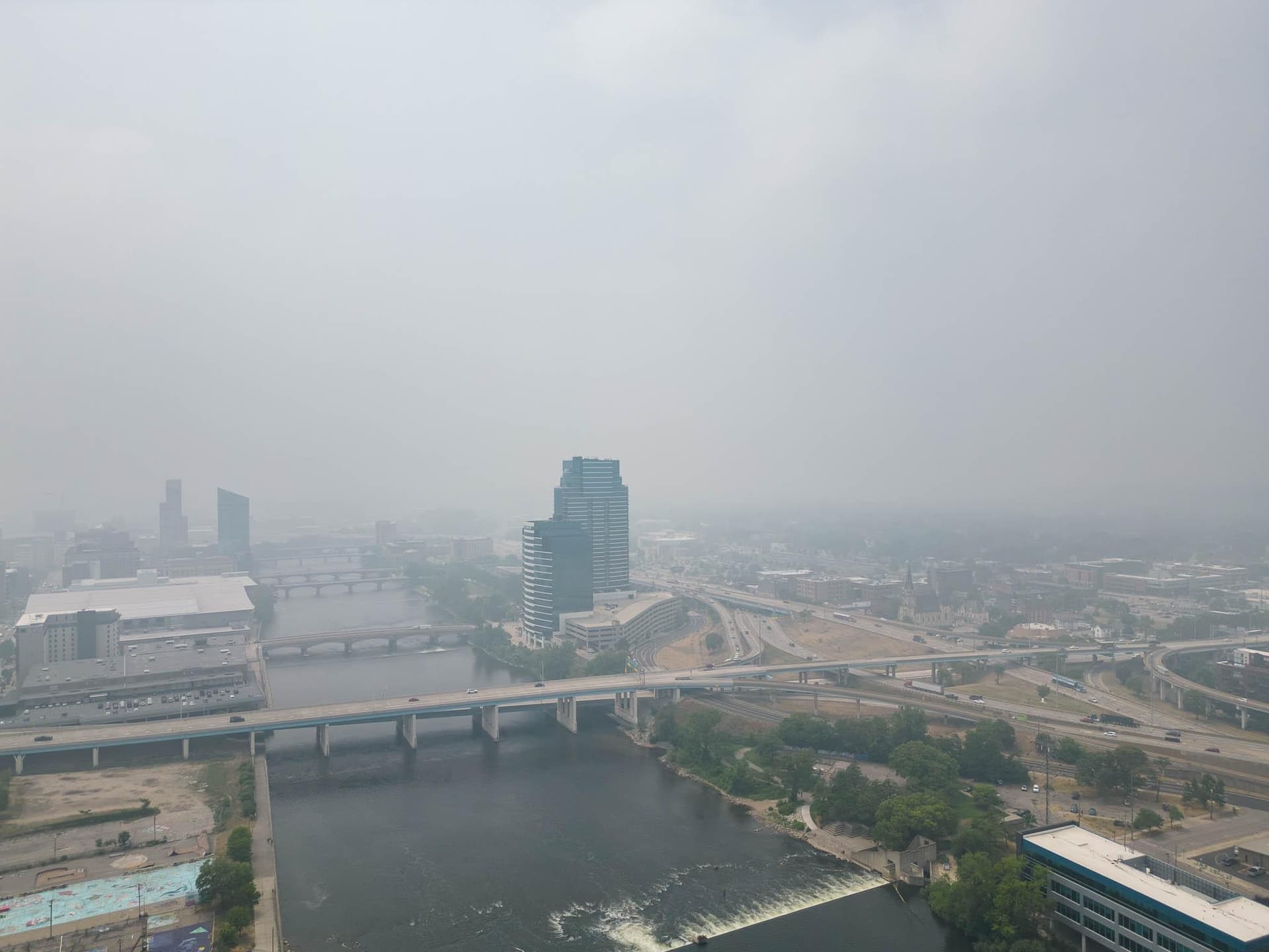 Canadian Wildfires lead to low air quality in Midwestern states image